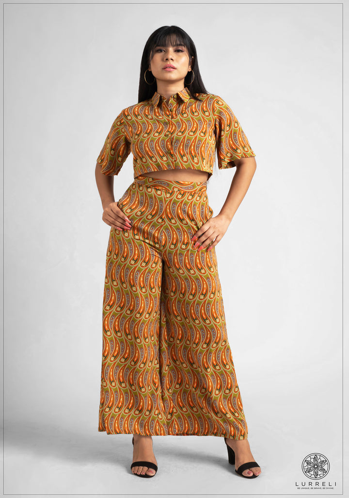 Flared High-Waist Pant