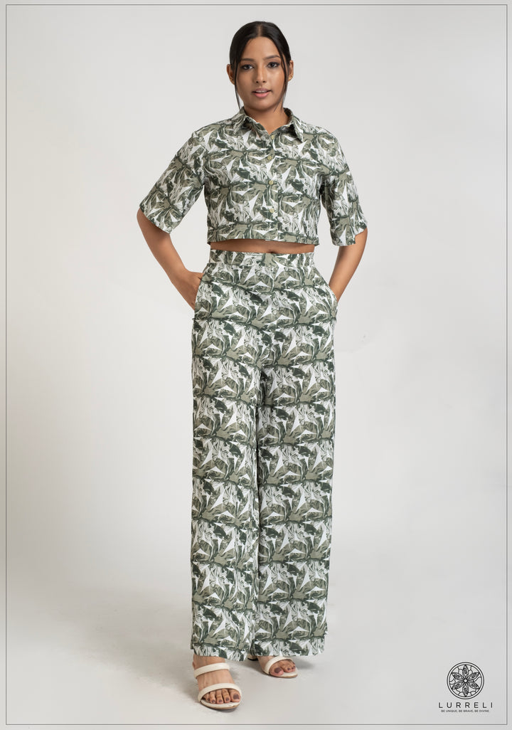 Flared High-Waist Pant