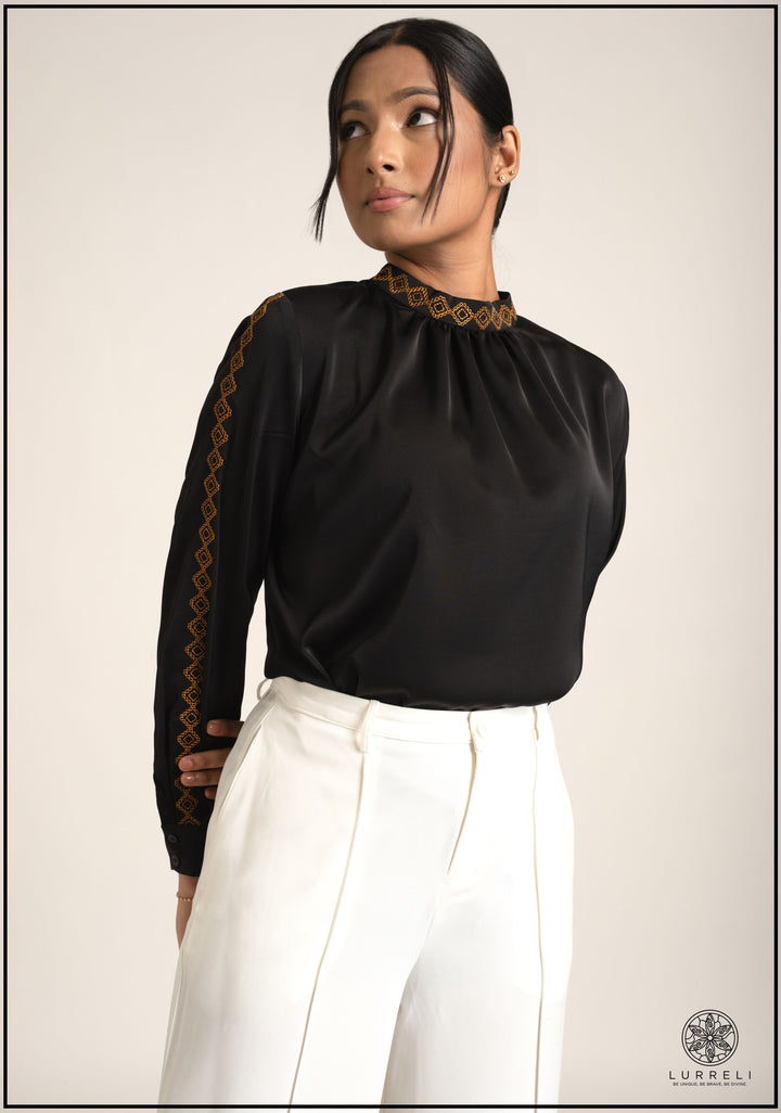 Embroider Long-sleeved Chinese Shirt