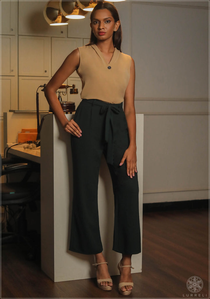 Button Detail Sleeveless Top