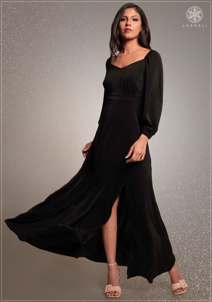 Sweetheart Neck Split Thigh Detail Dress