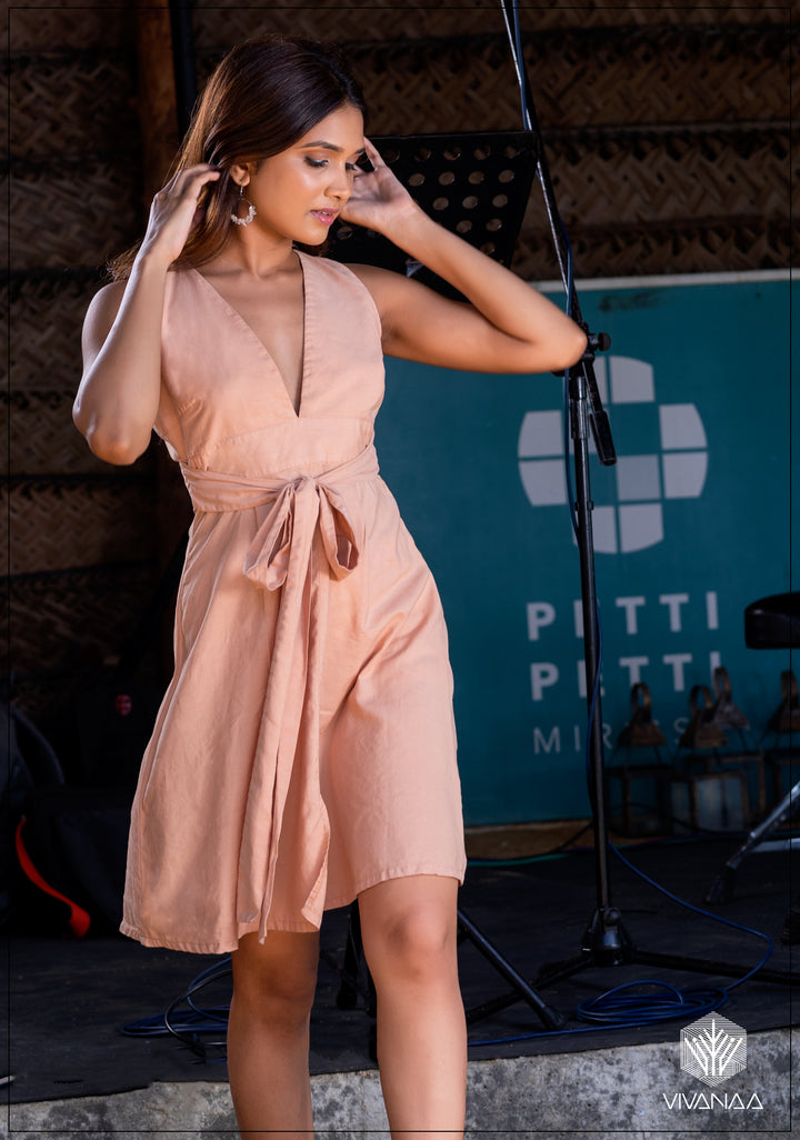 Knot Detailed Midi Dress