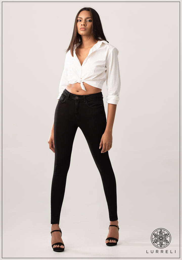 Mid Waist Black Solid Jean