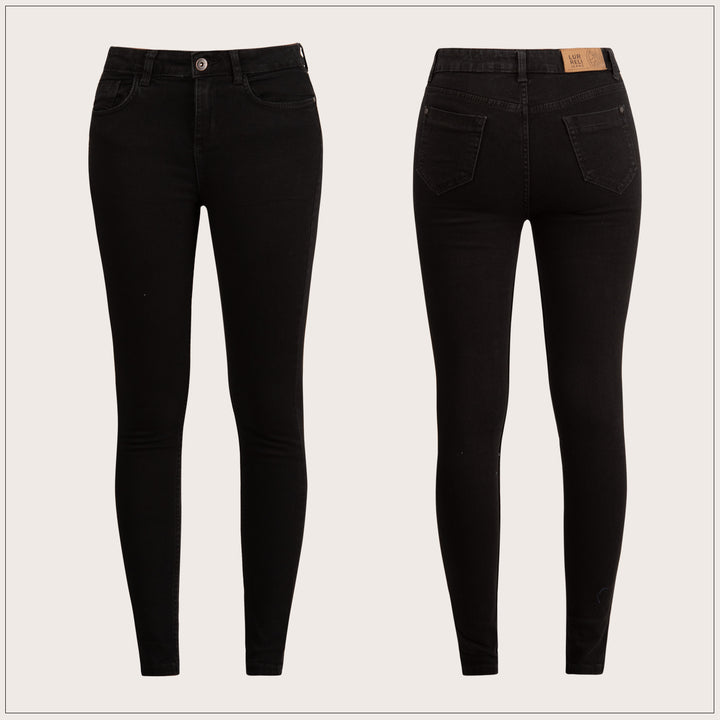 Mid Waist Black Solid Jean