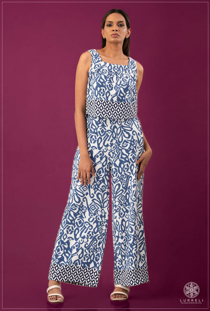 Flared High-Waist Pant