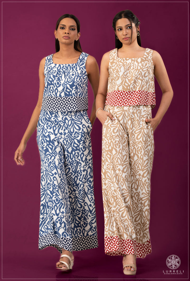 Flared High-Waist Pant