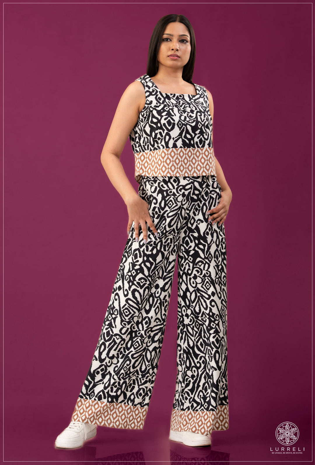 Flared High-Waist Pant