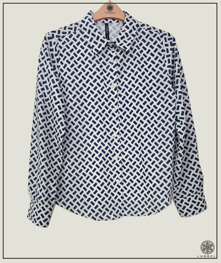 Long Sleeve Collard Blouse