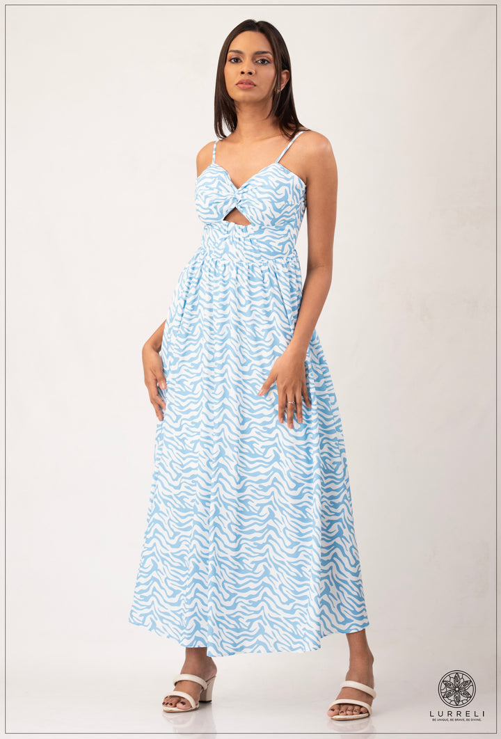 Maxi dresses with a cut-out tie front