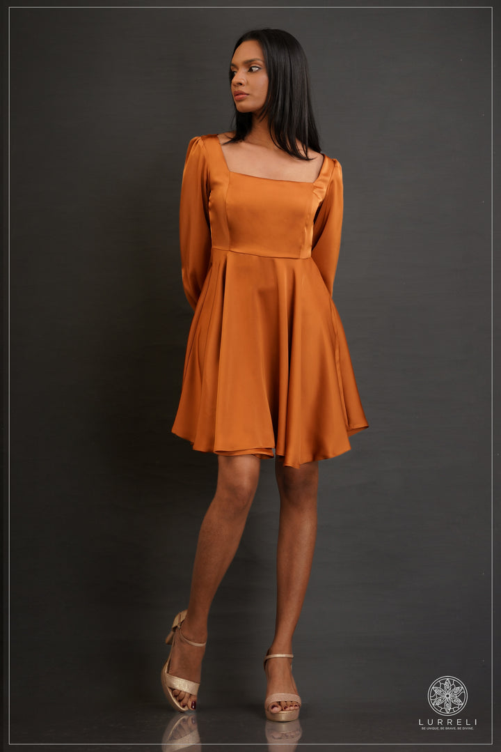 long-sleeve square-neck pleated mini dress