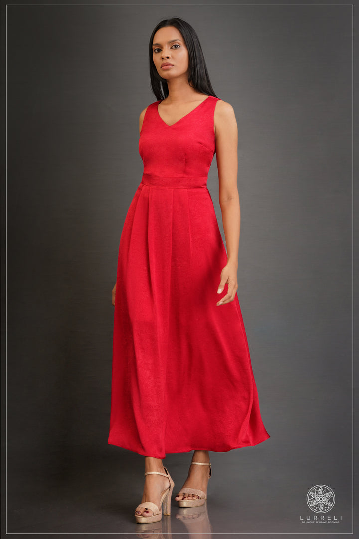 sleeveless maxi dress