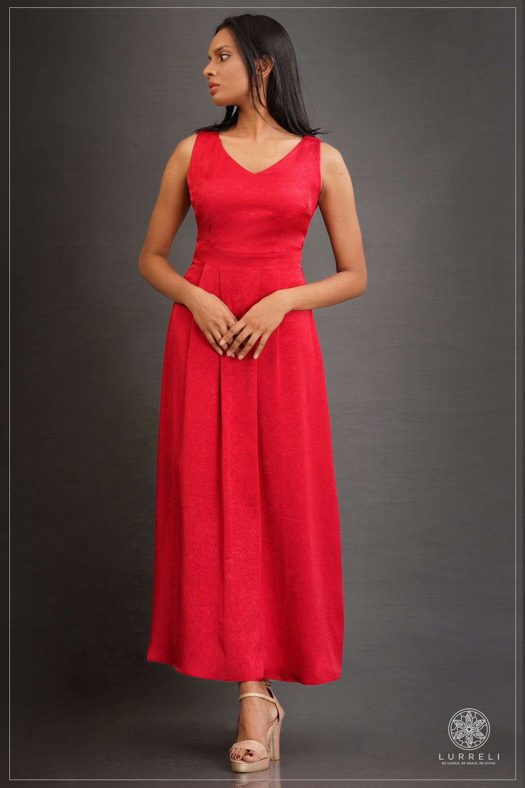 sleeveless maxi dress