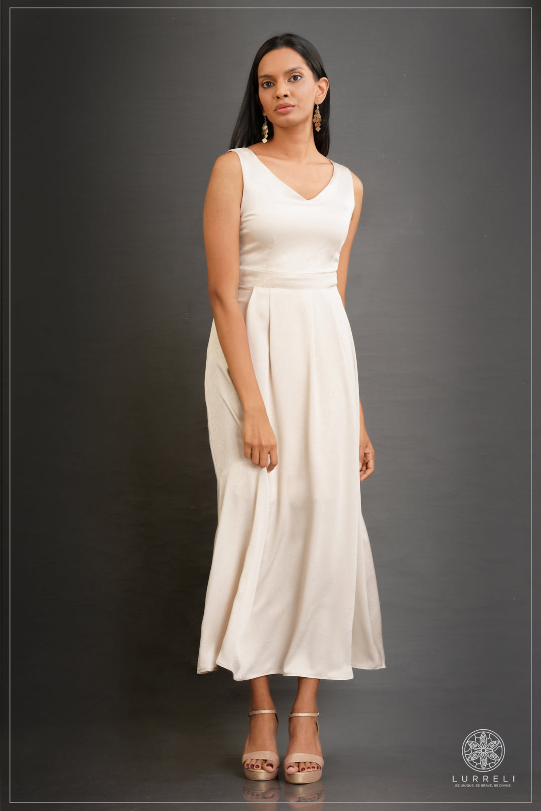 sleeveless maxi dress