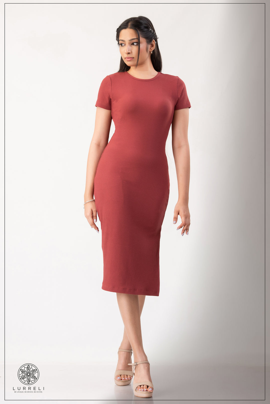 Run Neck Rib Midi Dress